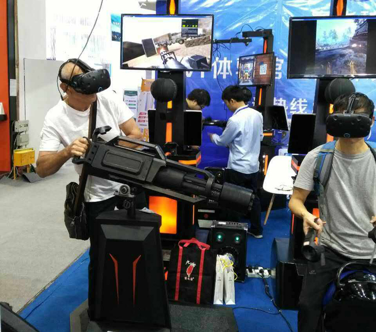 成都卓信智诚科技参加VR体验馆展览 (4).jpg